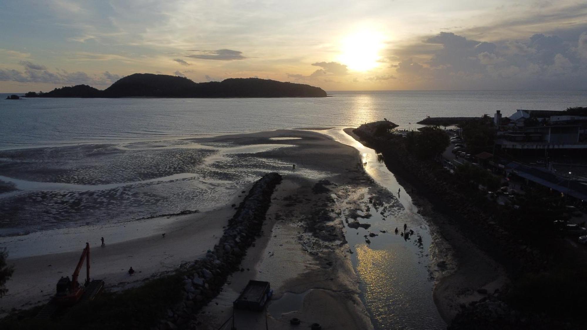Tempoyak villa homestay Pantai Cenang  Luaran gambar