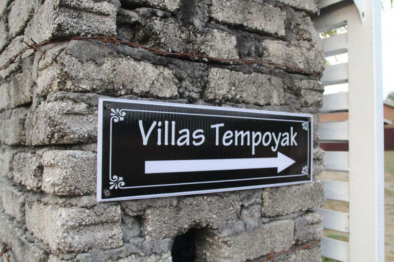 Tempoyak villa homestay Pantai Cenang  Luaran gambar