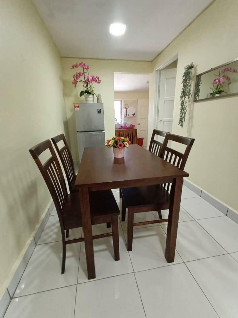 Tempoyak villa homestay Pantai Cenang  Luaran gambar