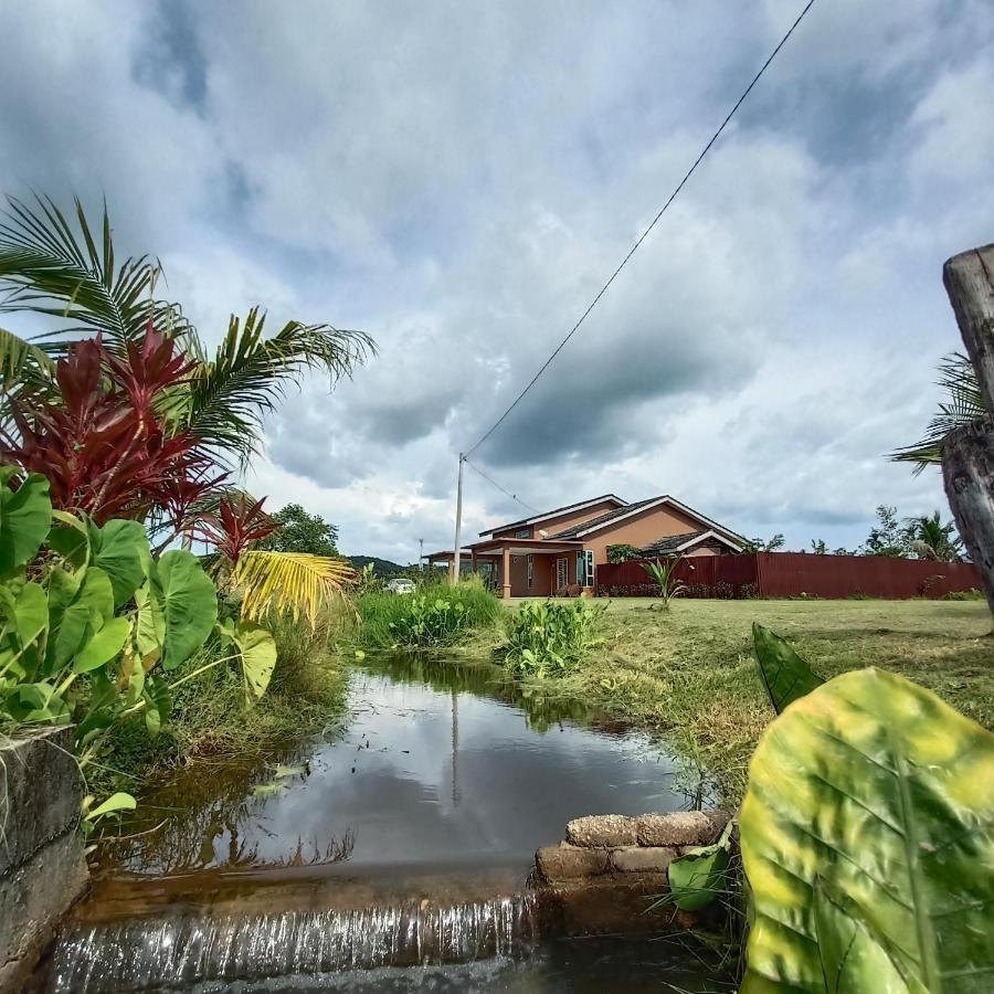 Tempoyak villa homestay Pantai Cenang  Luaran gambar